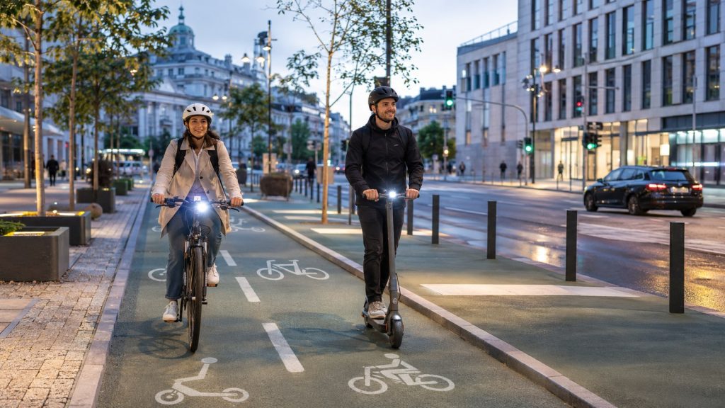 Riconciliazione della micromobilità europea 2026: Vitesse, Casques e Routes